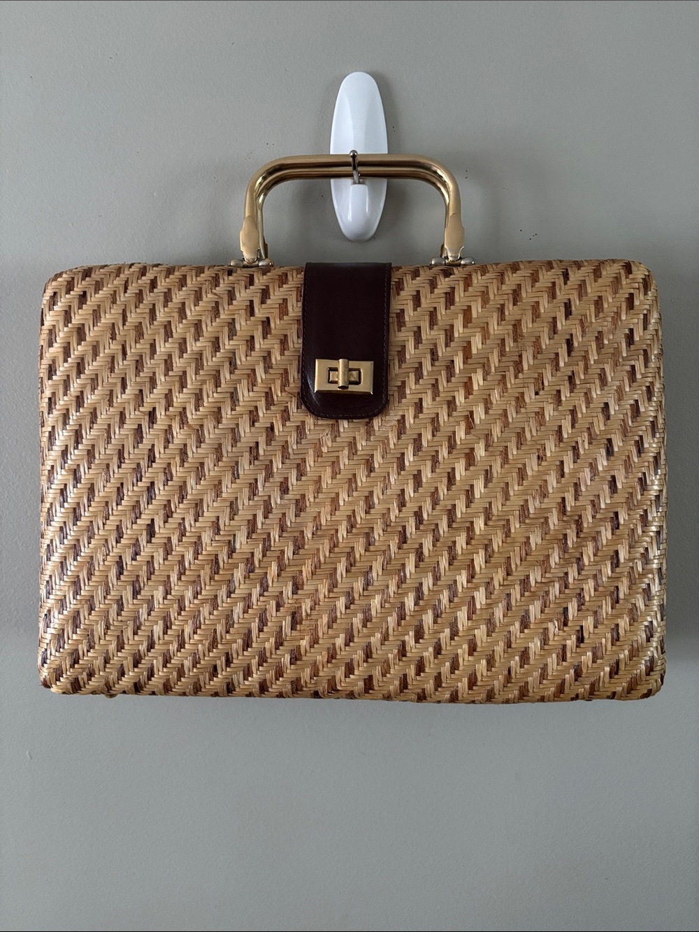 Vintage Rattan-woven Oversized Bag Metal Handles Brown Velvet Lined EUC!